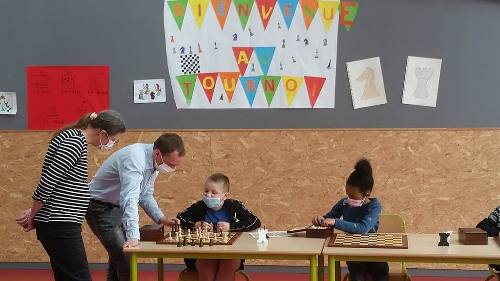 Formation dans les écoles 2 Formation dans les écoles 2