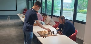 Simultanée à Suravenir 4