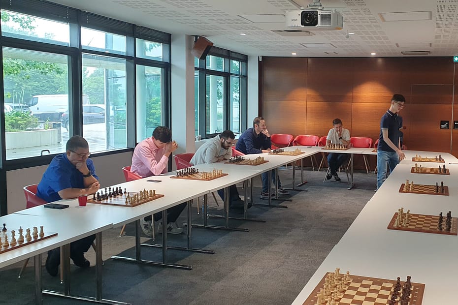 Simultanée à Suravenir 9 Simultanée à Suravenir 9